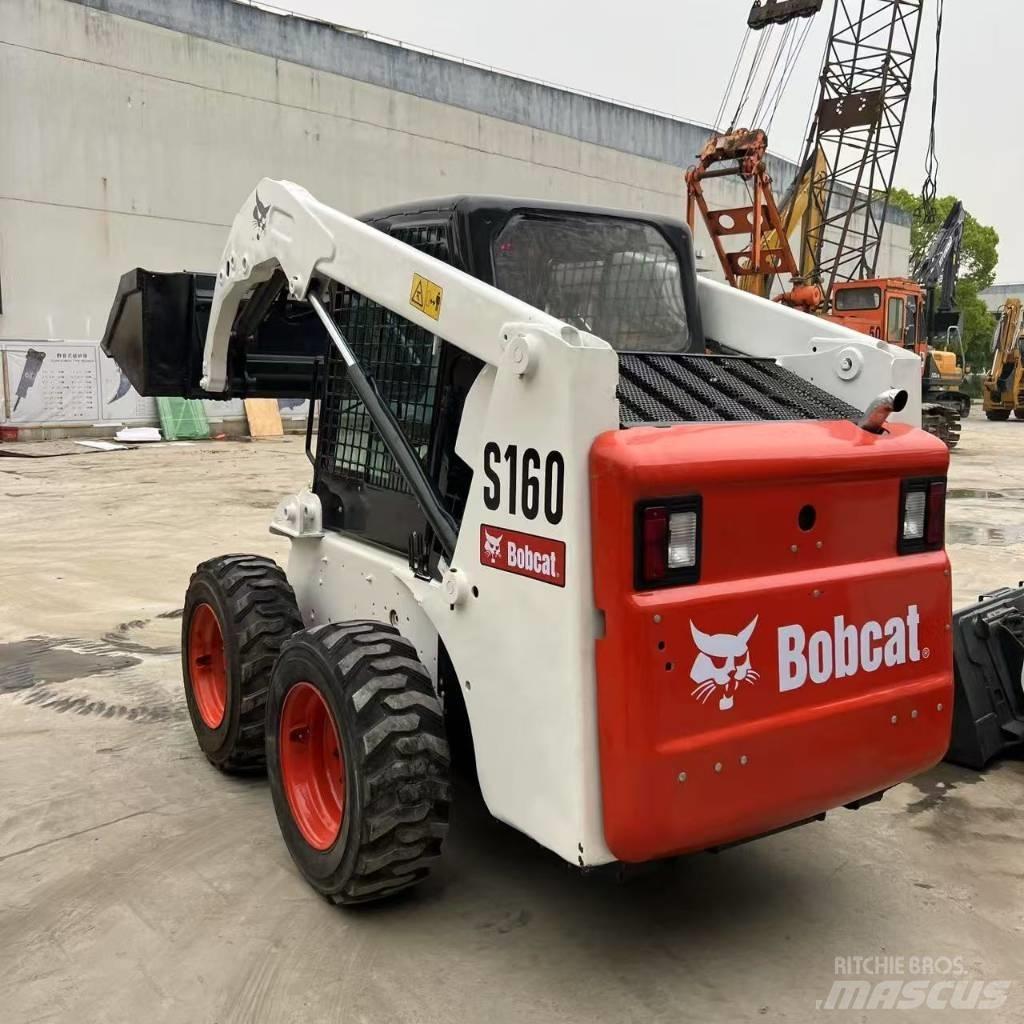 Bobcat S 160 Smykem řízené nakladače