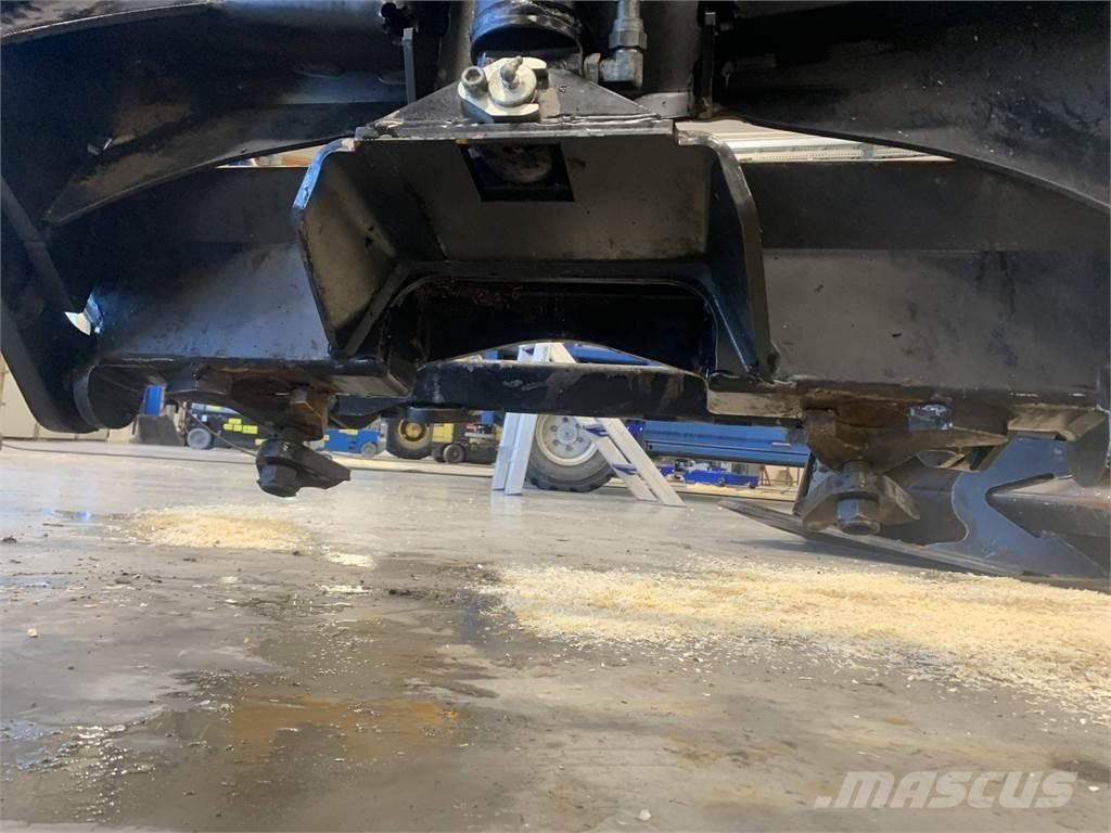 Komatsu 895 Další komponenty