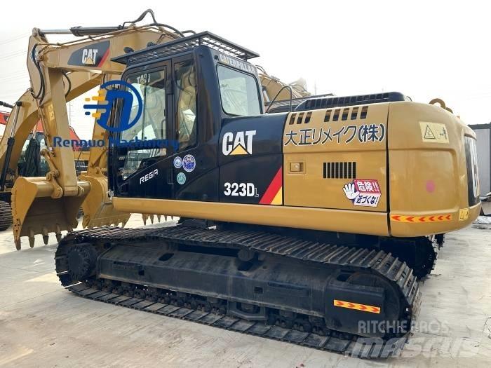 CAT 323D/323/323DL Pásová rýpadla