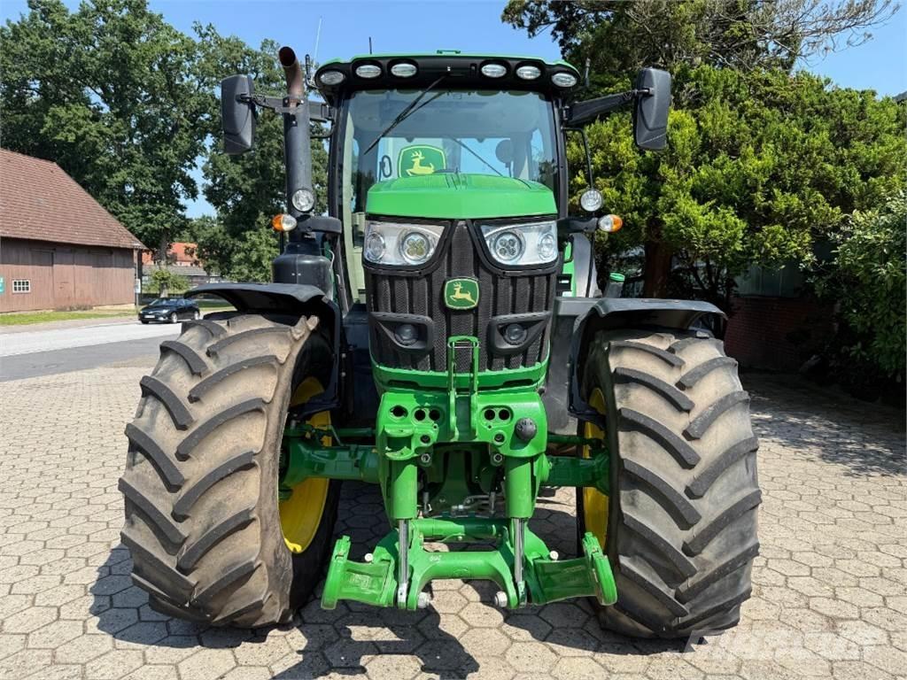 John Deere 6155R Další