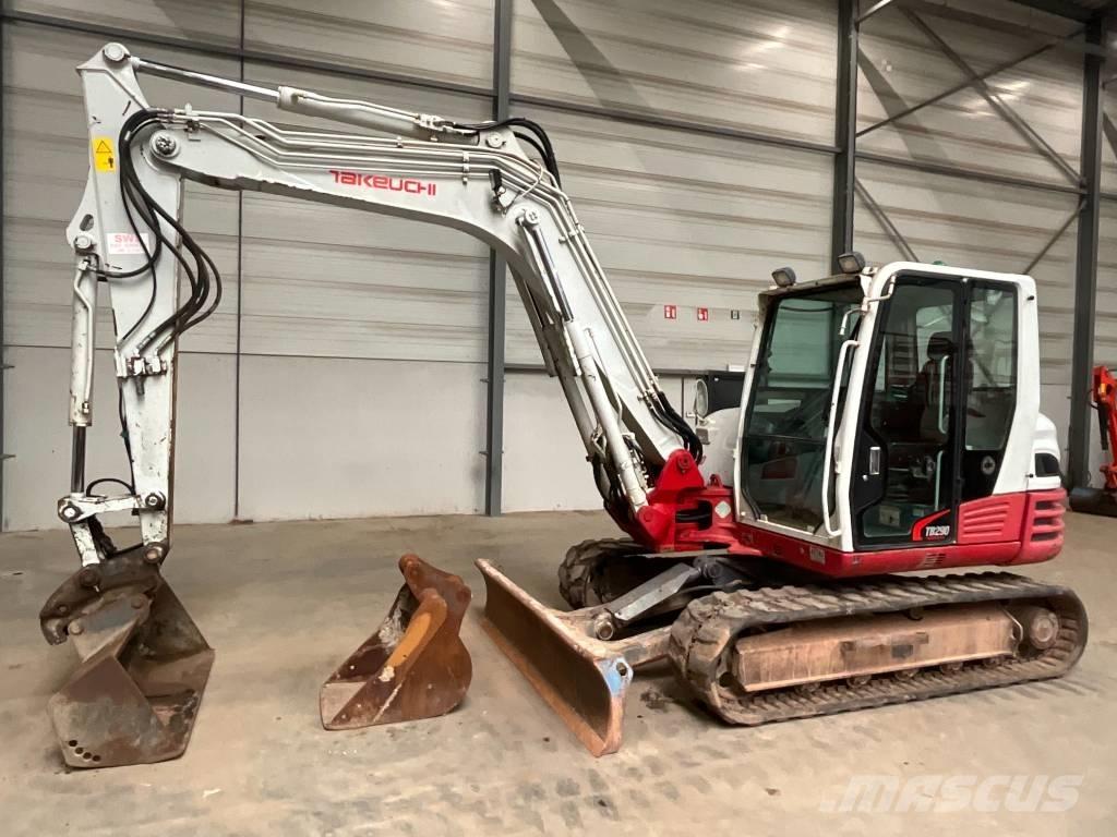 Takeuchi TB 290 Midi rýpadla 7t - 12t
