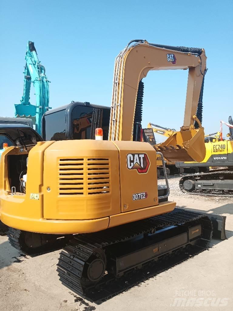 CAT 307E2 Mini rýpadla < 7t