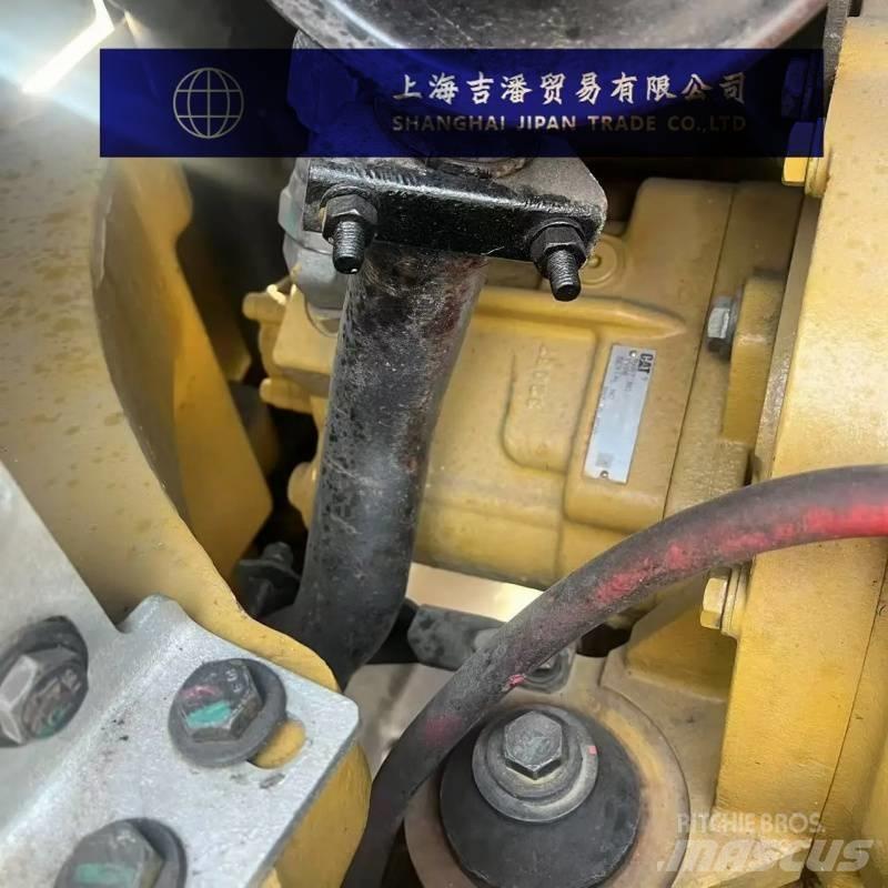 CAT 303.5 E Mini rýpadla < 7t
