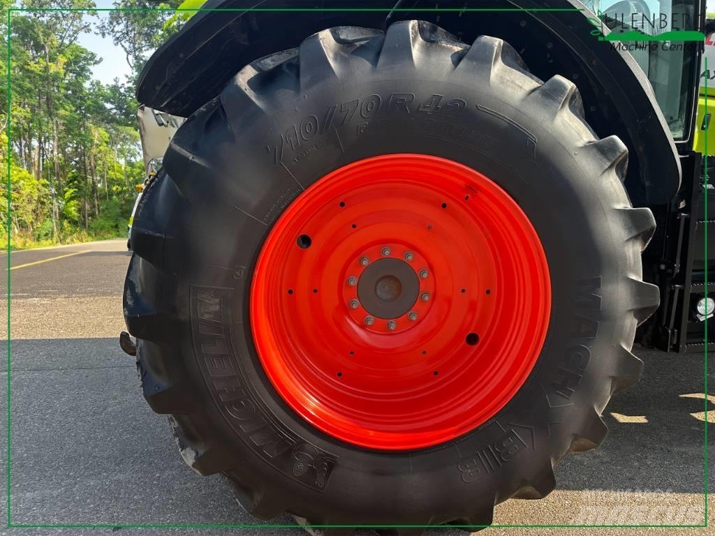 CLAAS Axion 850 CIS Traktory