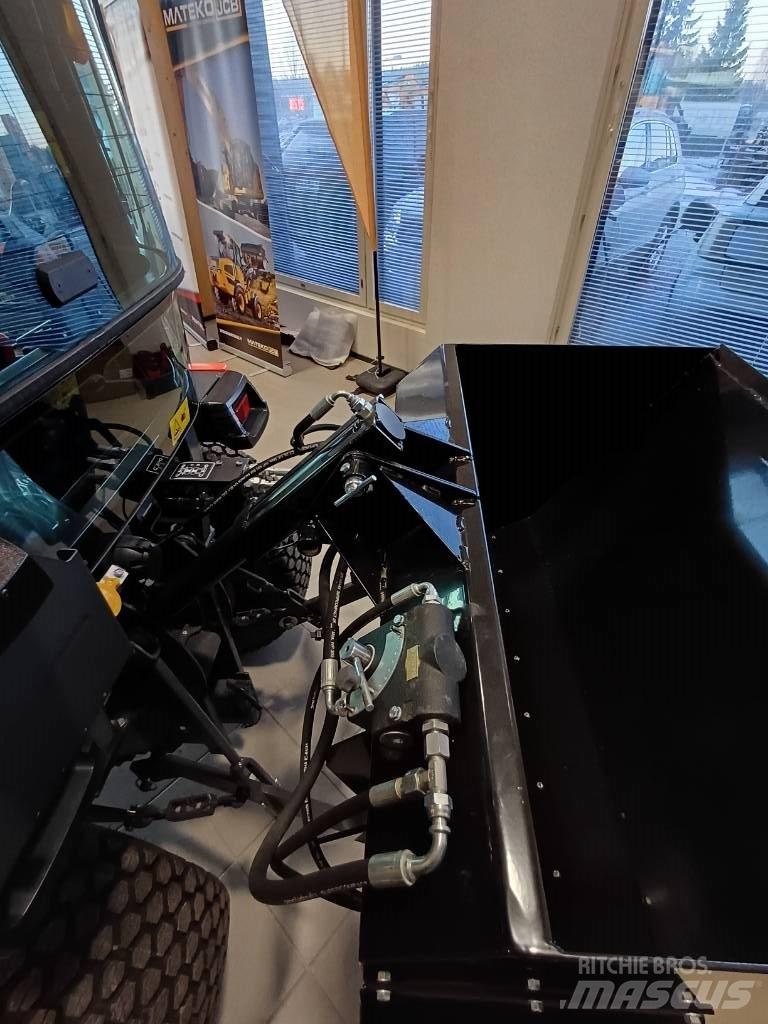 Kova S1000 Kompaktní přídavné zařízení pro traktory
