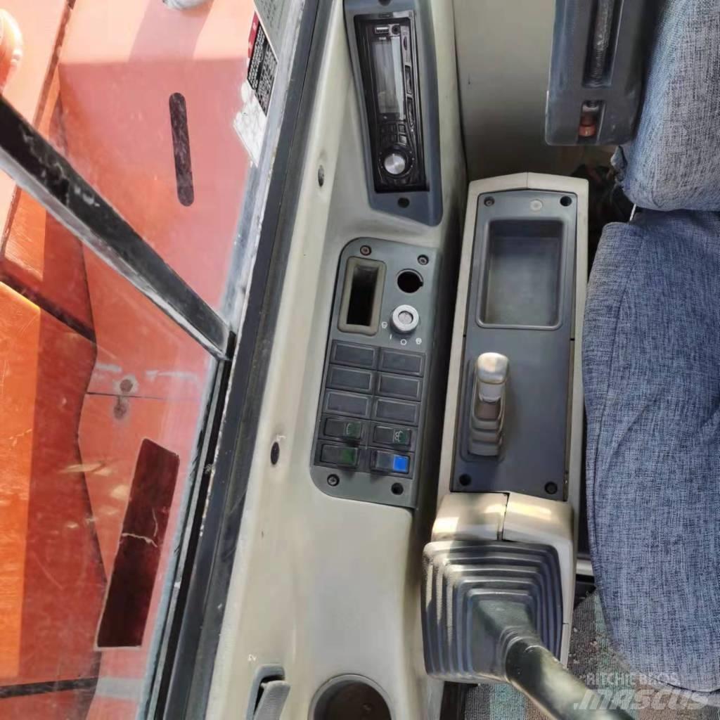 Doosan DH60-7 Pásová rýpadla