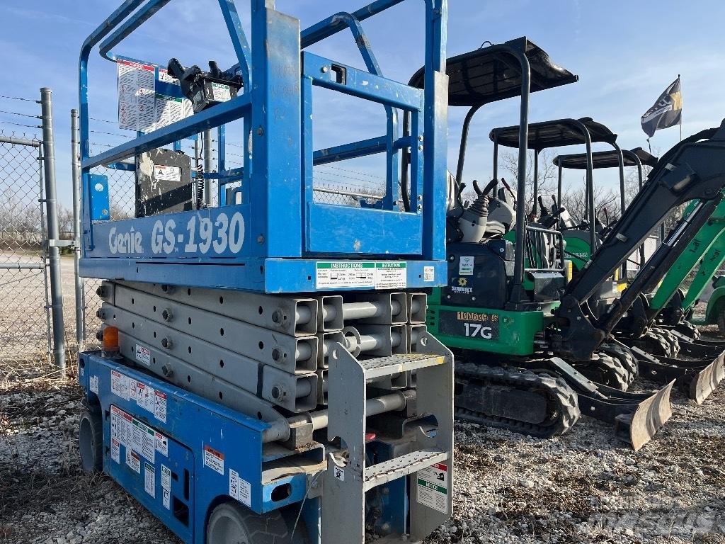 Genie GS 1930 Nůžková zvedací plošina