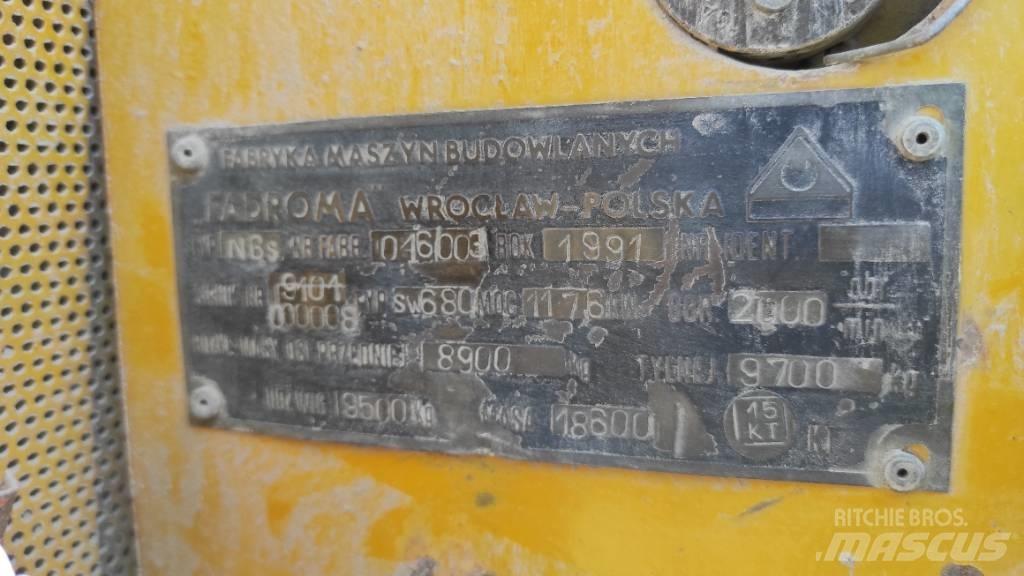  FADROMA NBS Kolové nakladače
