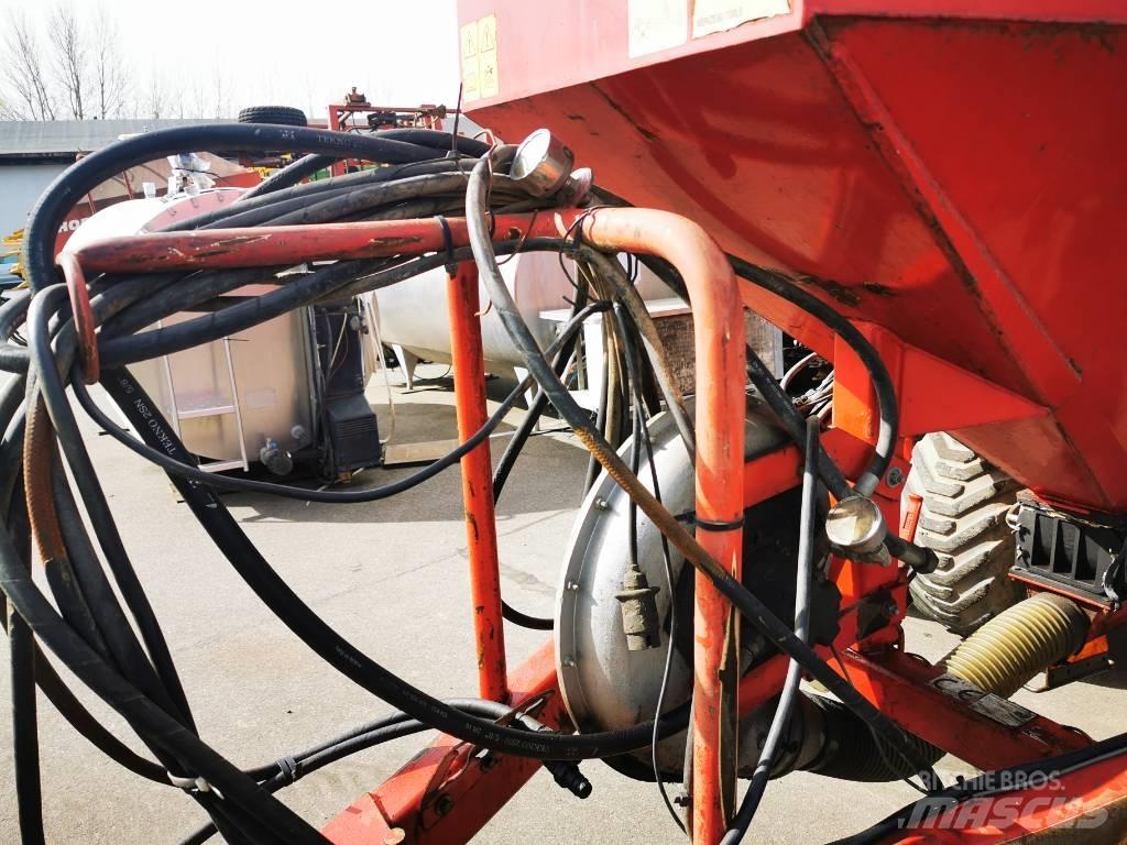Horsch 6 CO Mechanické secí stroje
