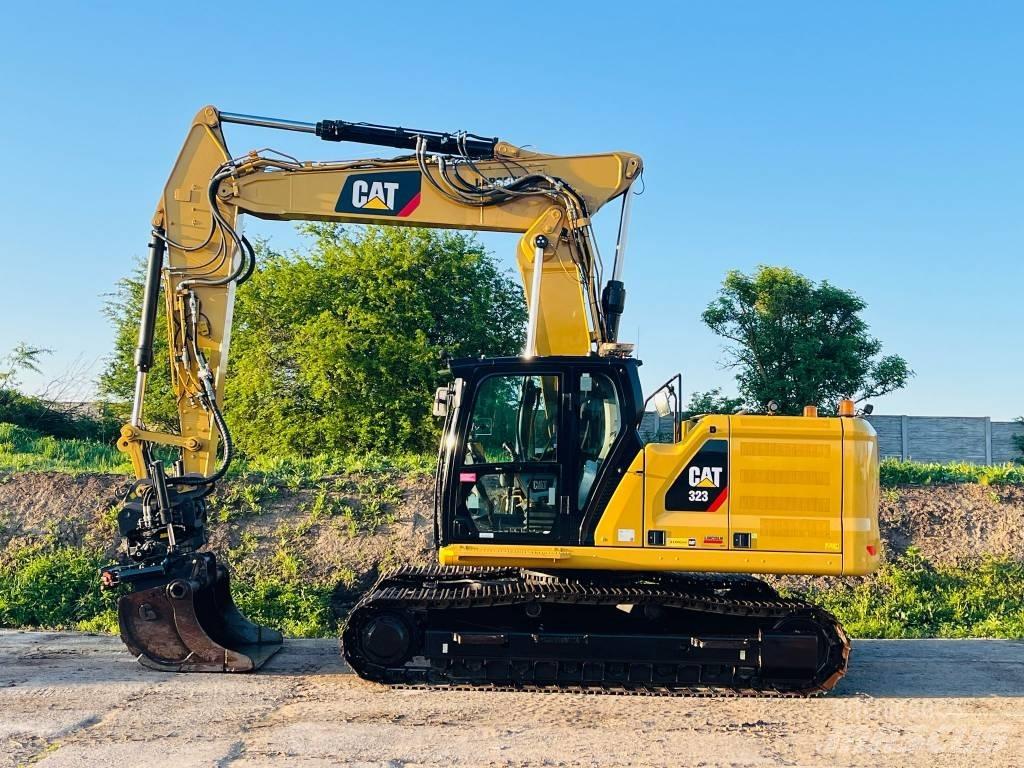 CAT 323 Pásová rýpadla