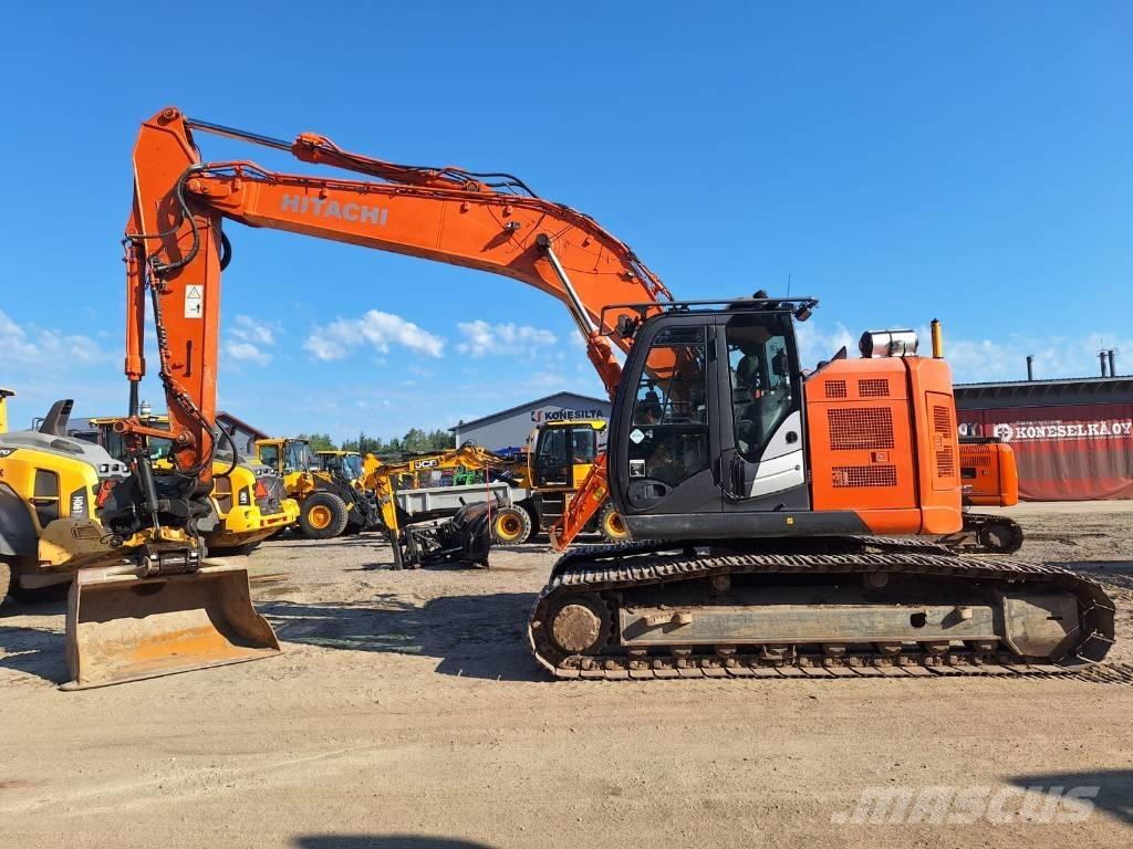 Hitachi ZX225USLC-5 Pásová rýpadla