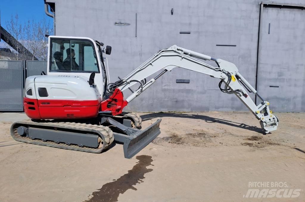 Takeuchi TB260 Mini rýpadla < 7t