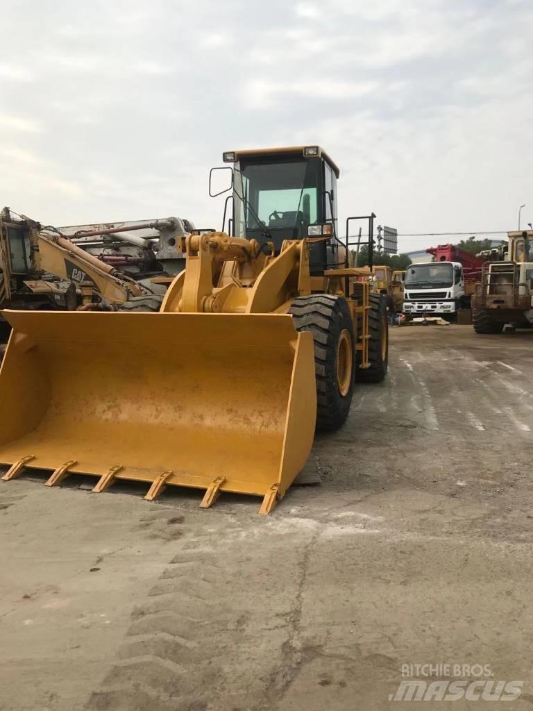 CAT 966H Kolové nakladače