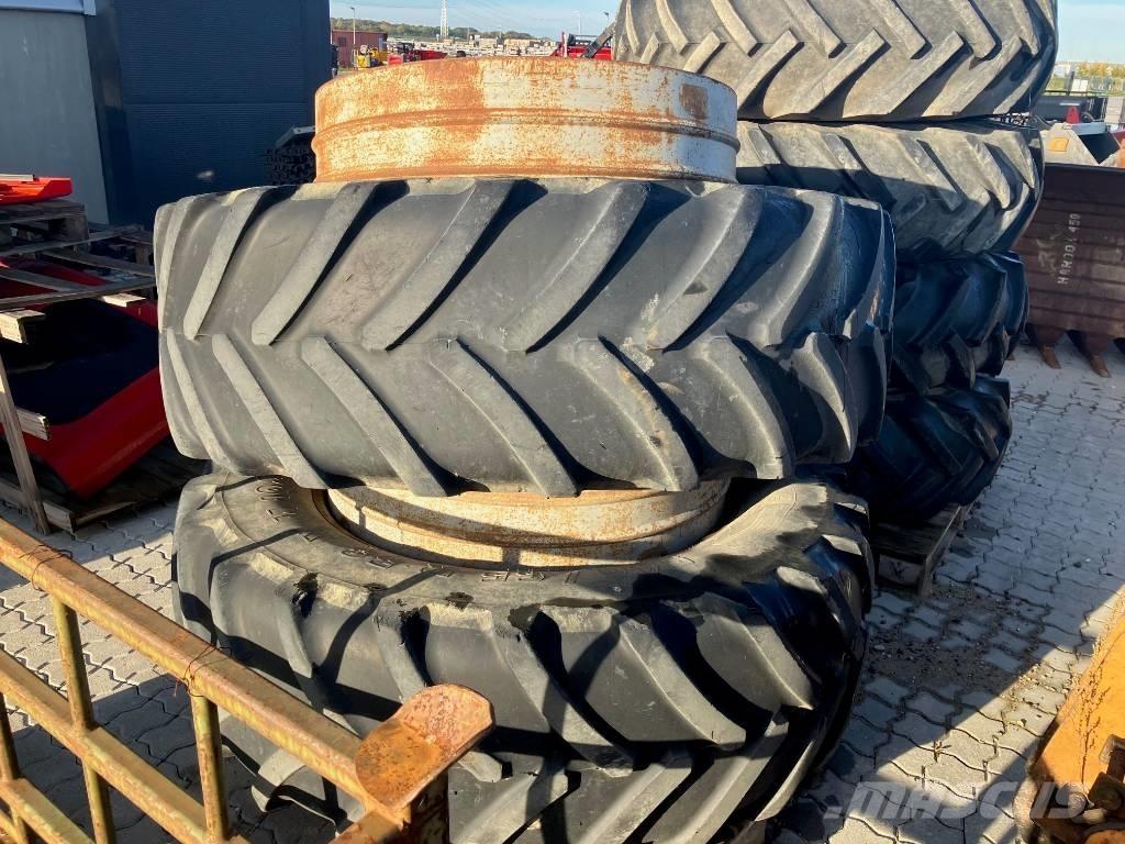 Michelin 540/65-38 Pneumatiky, kola a ráfky