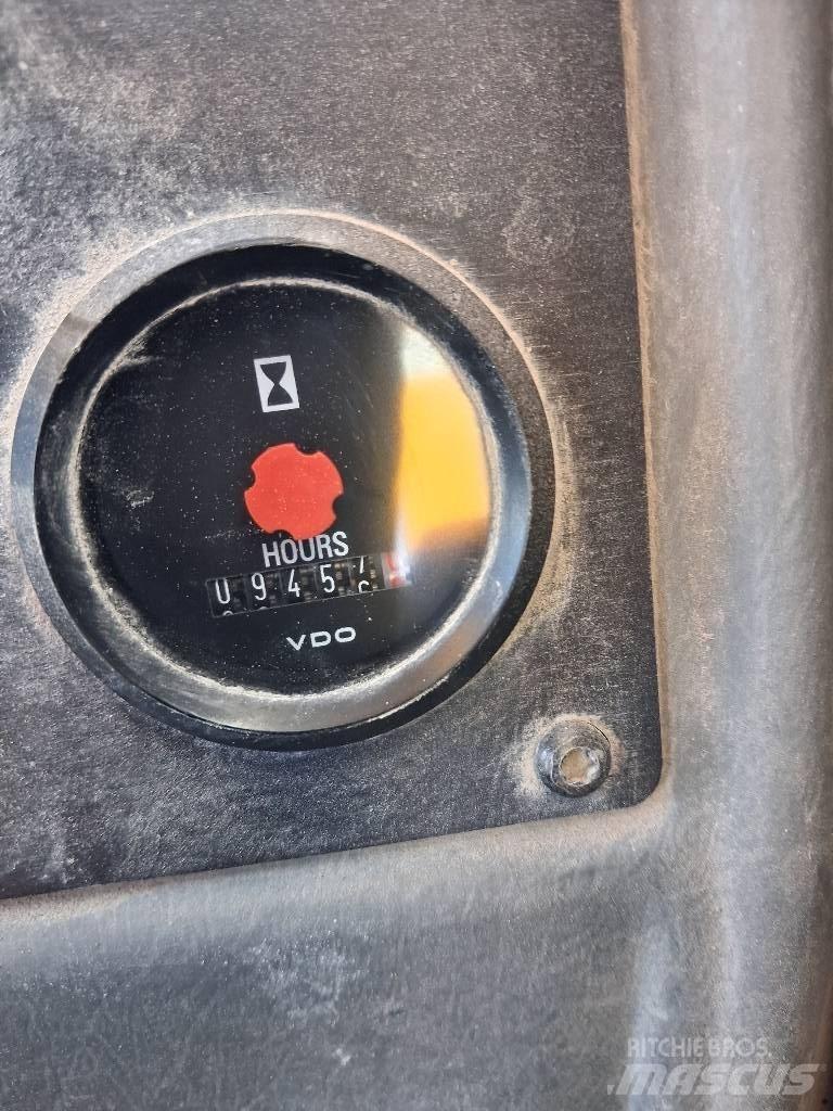 Volvo L 90 E Kolové nakladače