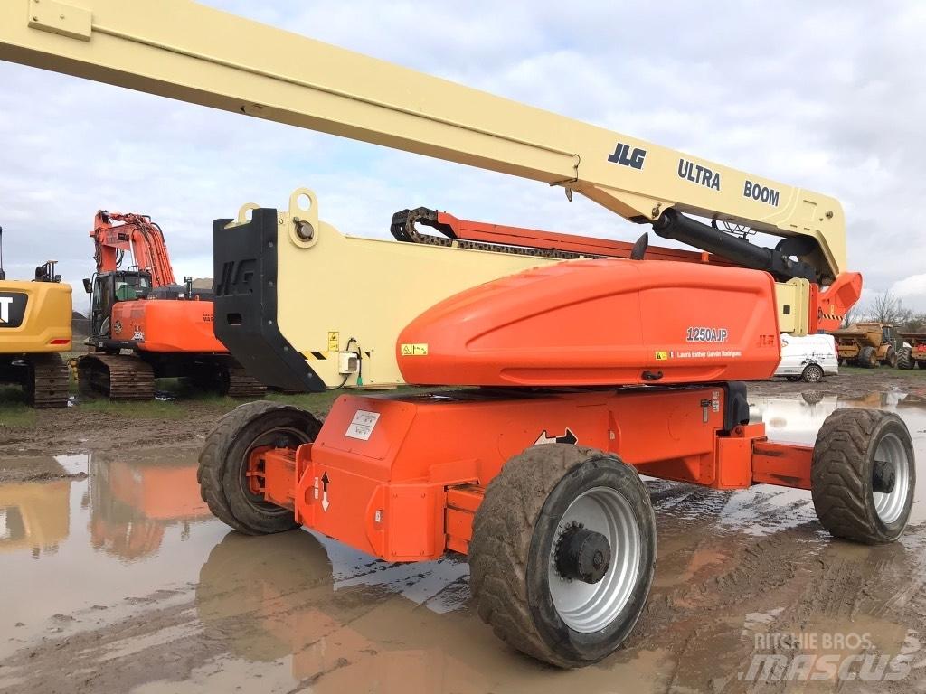 JLG 1250 AJP Kloubové plošiny