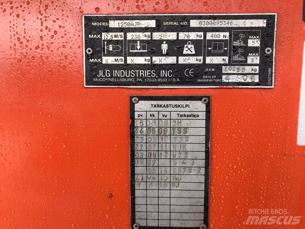 JLG 1250 AJP Kloubové plošiny