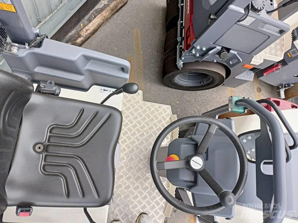 Dynapac CC1200C VI Kombinované válce