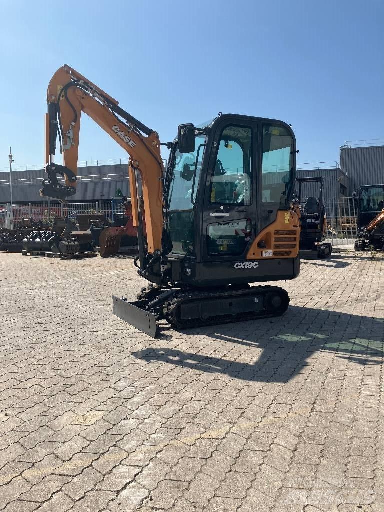CASE CX 19 C Mini rýpadla < 7t