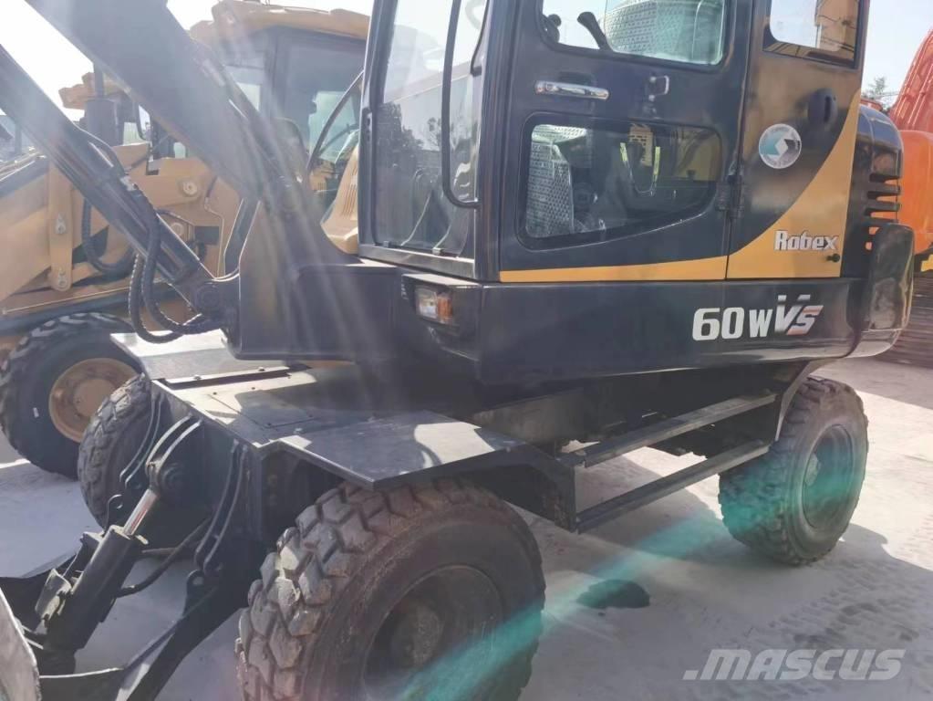 Hyundai Robex 60 W Kolová rýpadla