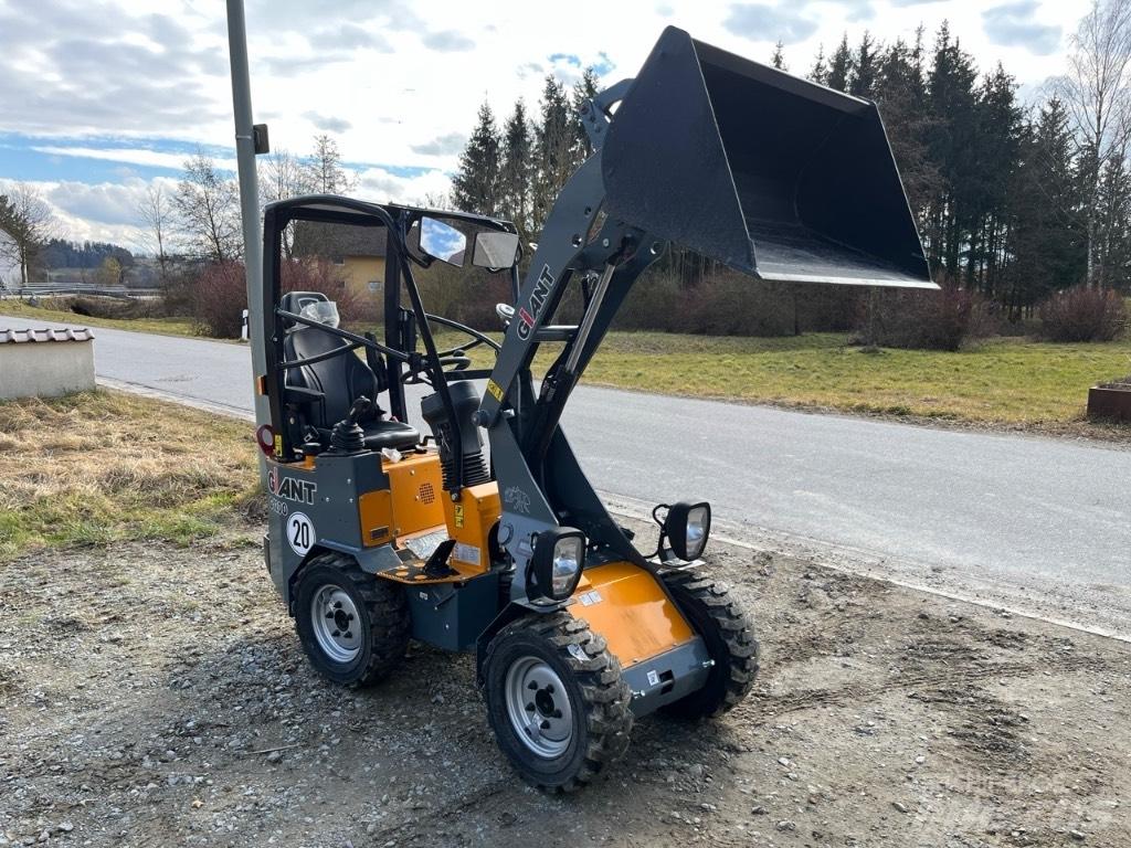 GiANT G 1200 Mininakladače