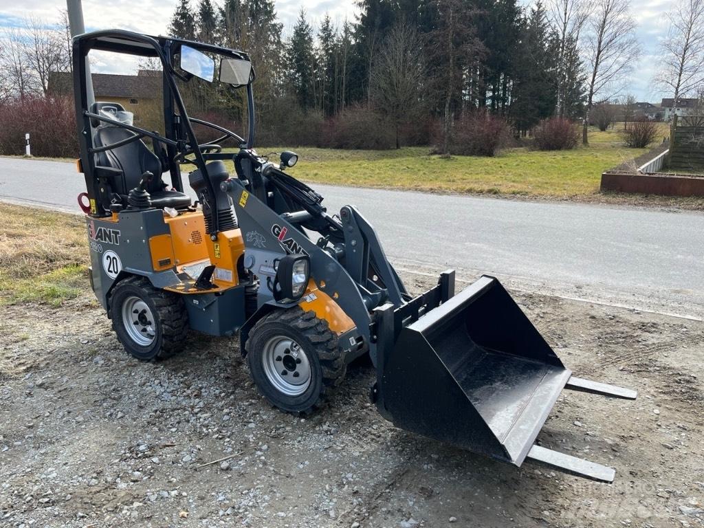 GiANT G 1200 Mininakladače