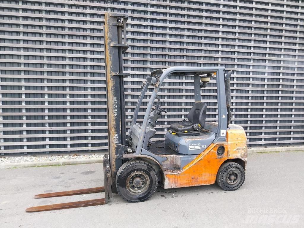 Toyota 25 Dieselové vozíky