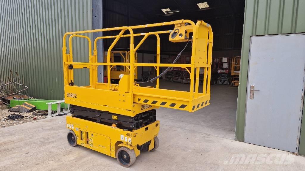 JCB S 1530 E Nůžková zvedací plošina