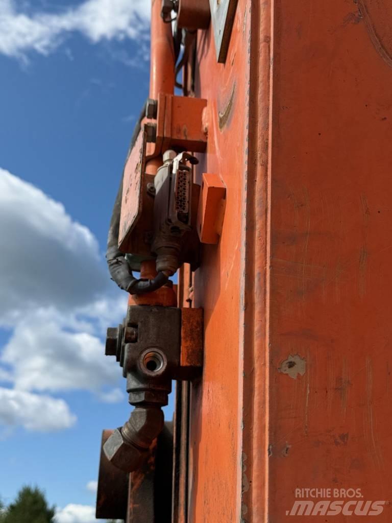 Doosan DX 235 LCR Pásová rýpadla