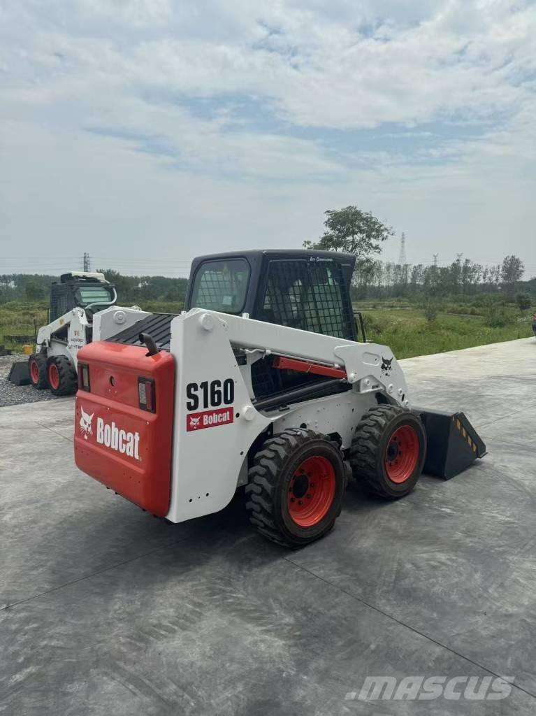 Bobcat S 160 Smykem řízené nakladače