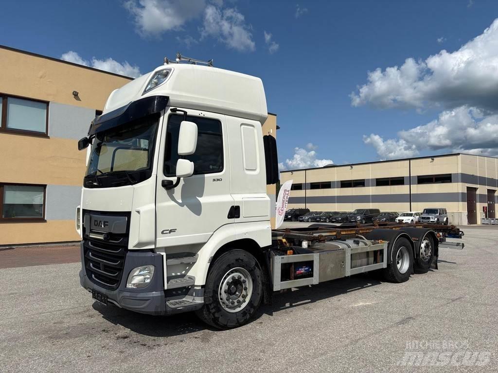 DAF CF 530 6x2 + BDF Kontejnerový rám/Přepravníky kontejnerů