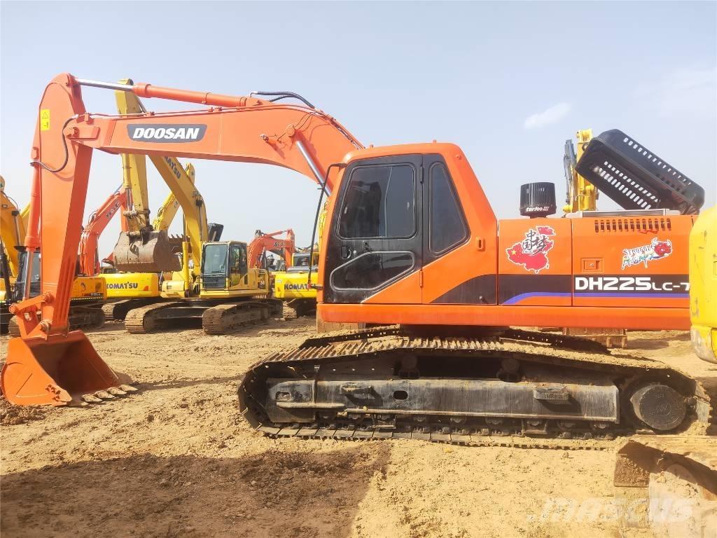 Doosan DH225LC-7 Pásová rýpadla