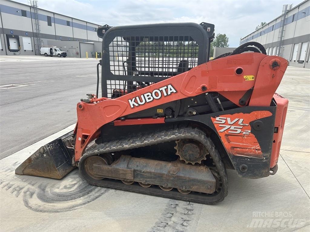 Kubota SVL 75-2 Smykem řízené nakladače