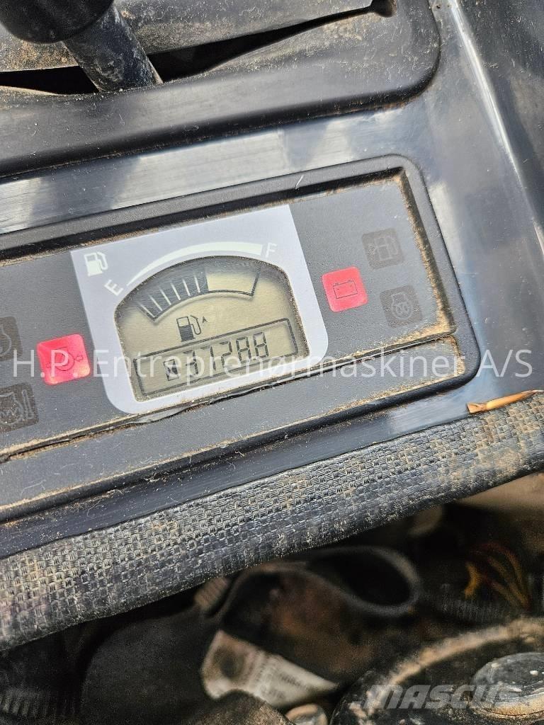 Hitachi ZX 26 U-6 CR Mini rýpadla < 7t