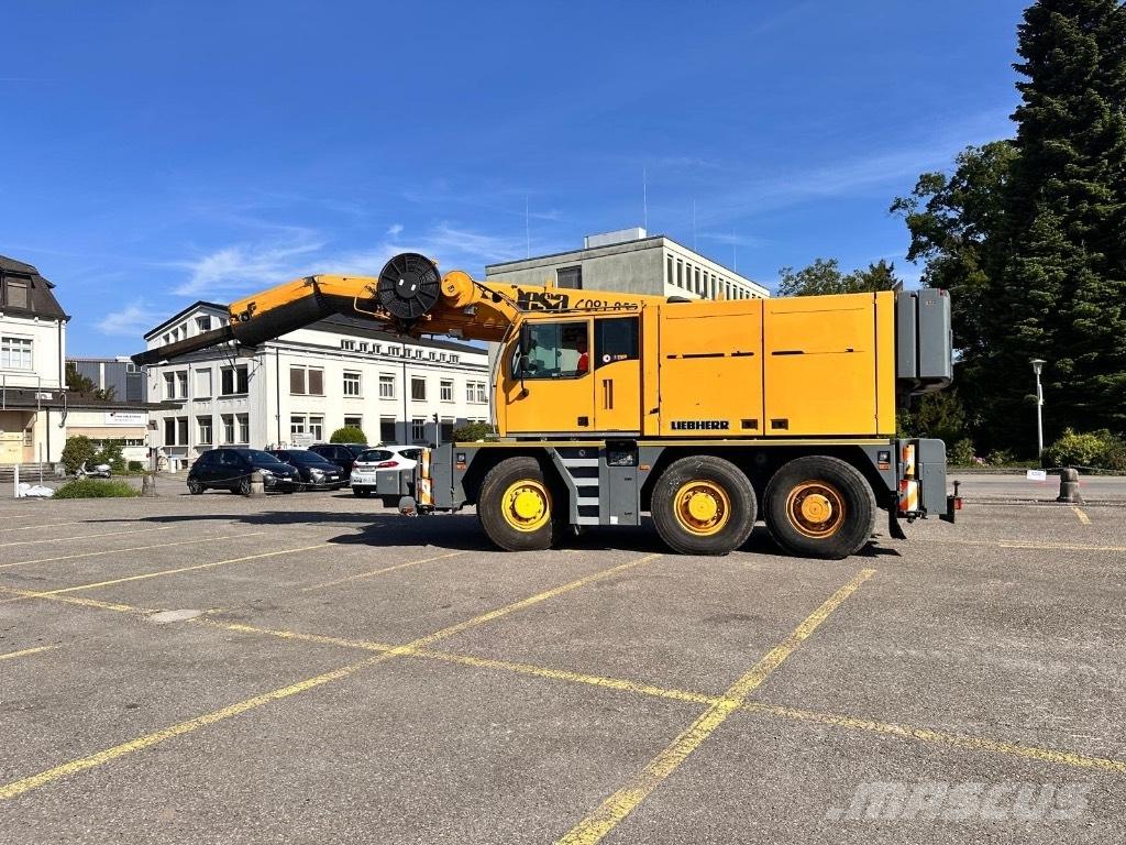 Liebherr LTC 1055 Jeřáby pro těžký terén