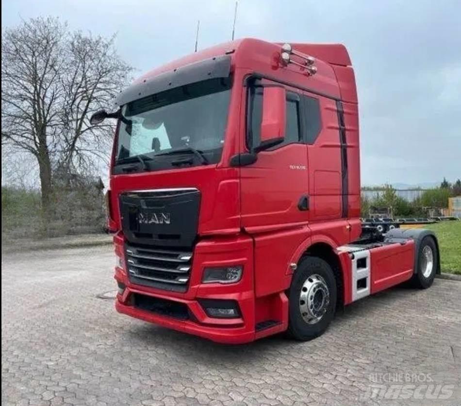 Shacman truck head Sklápěcí přívěsy