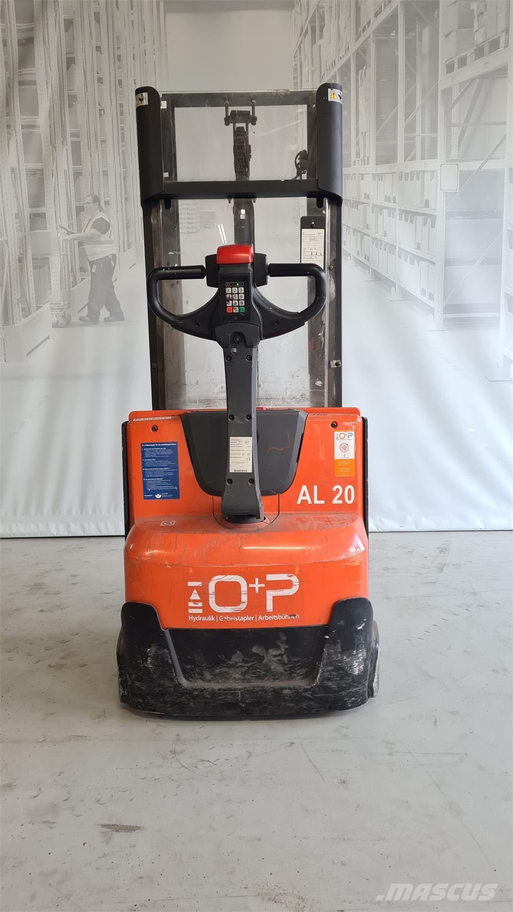 Toyota SWE120 Samohybné vozíky