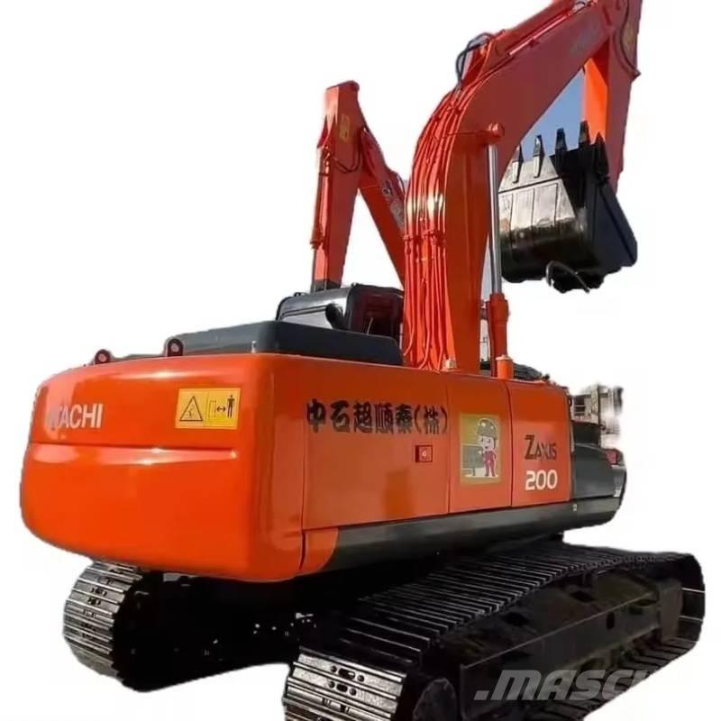 Hitachi ZX 200 Pásová rýpadla