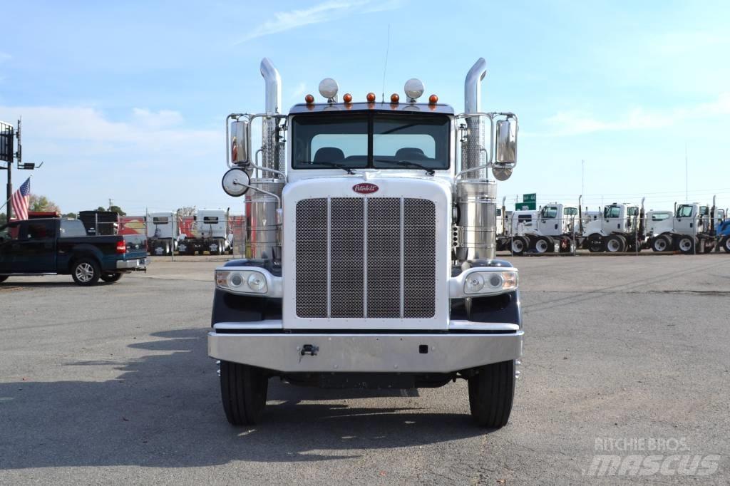 Peterbilt 389 Tahače
