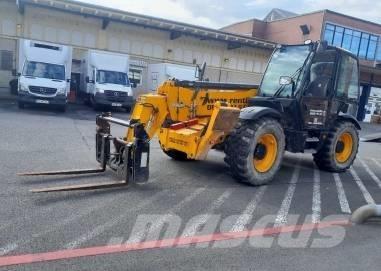 JCB 540-140 Teleskopické manipulátory