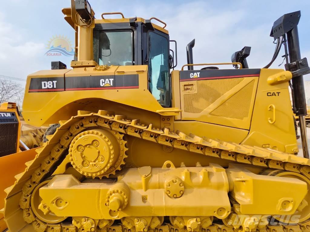 CAT D 8 T Pásové dozery