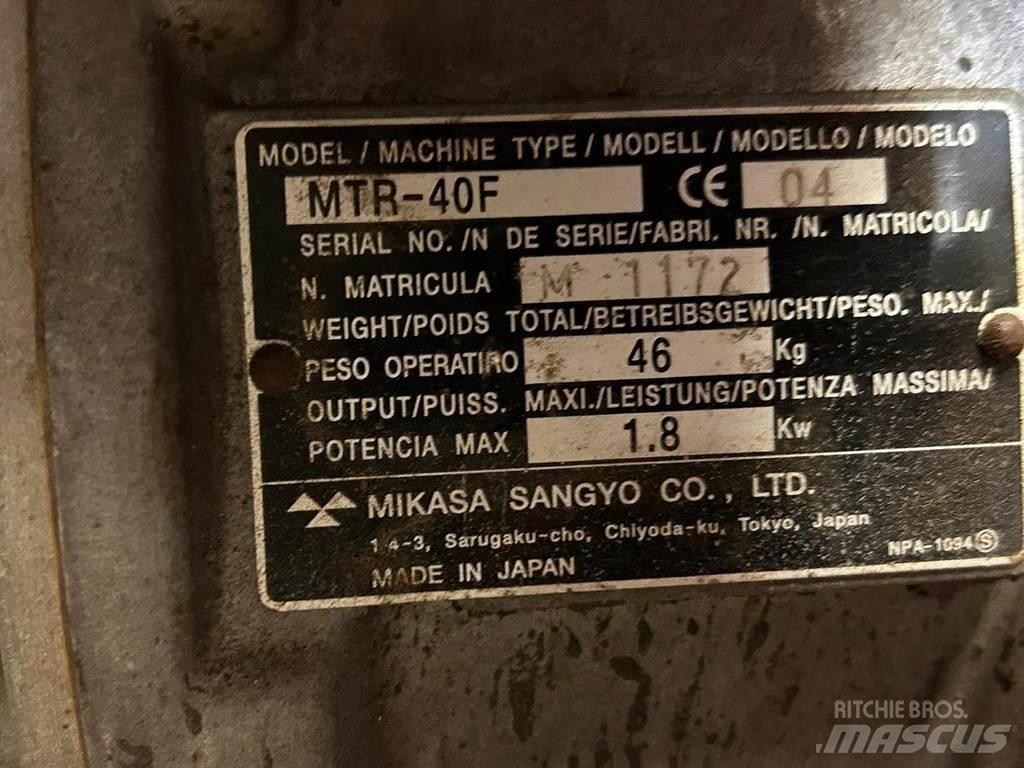 Mikasa MTR-40F Kompaktory