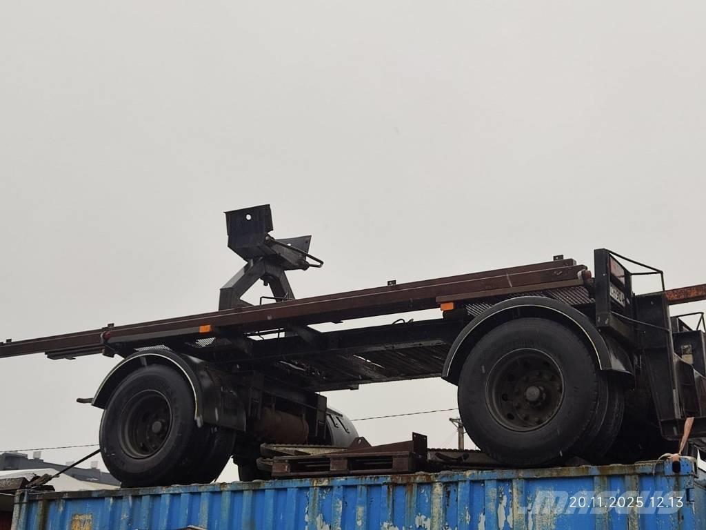 Lokomo A 393 NR Univerzální terénní jeřáby