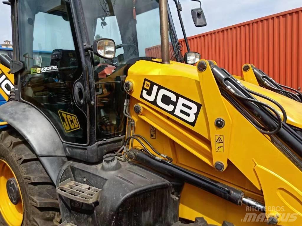 JCB 3 CX Rýpadlo-nakladače