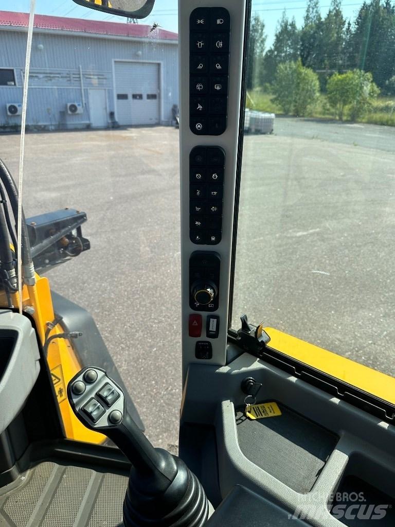 JCB 417 HT Kolové nakladače