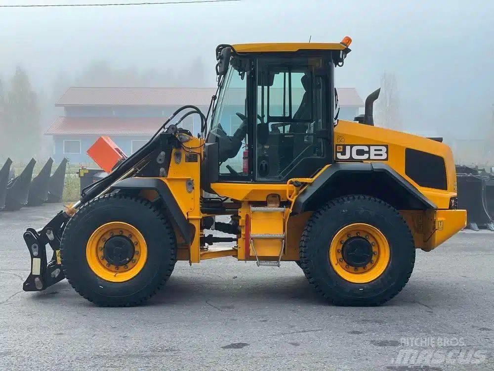 JCB 417 HT Kolové nakladače
