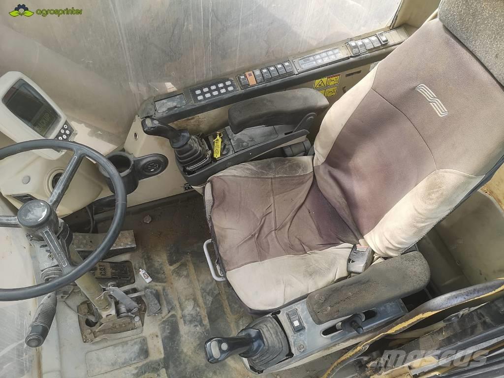 CAT M 322 C MH Stroje pro manipulaci s odpadem