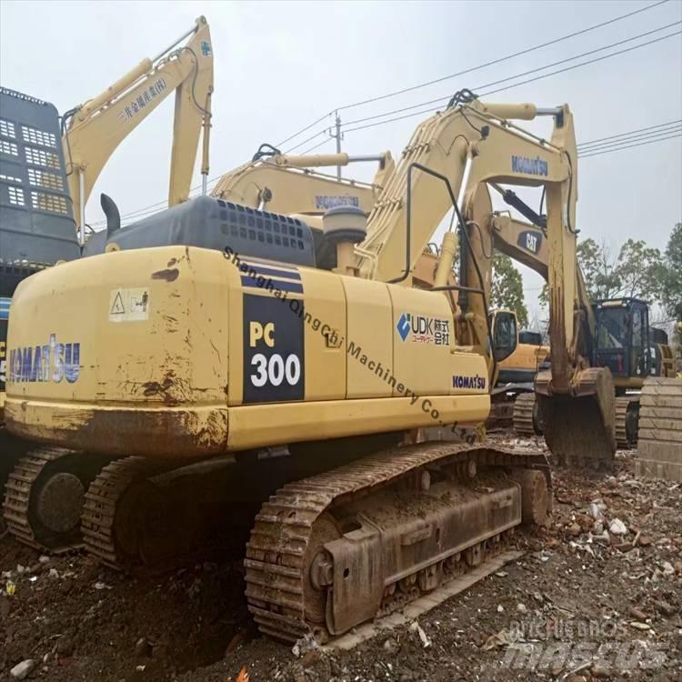 Komatsu 300 Pásová rýpadla