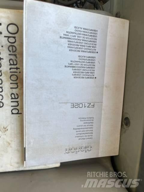 CAT 312 E Pásová rýpadla