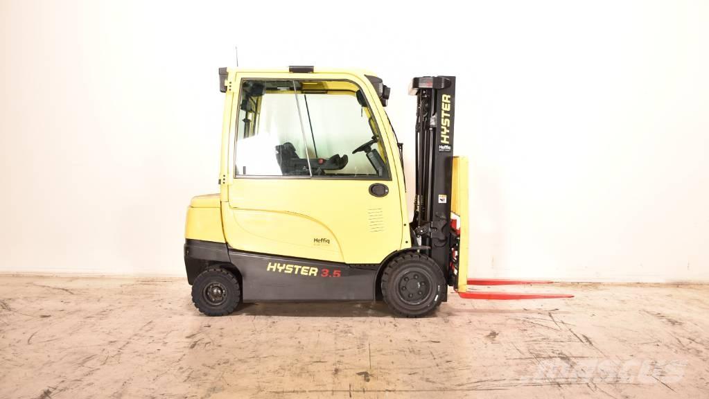 Hyster J 3.5 XN Akumulátorové vozíky